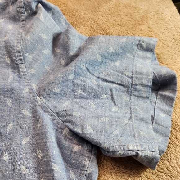 Vineyard Vines NWT Classic Fit SS Micro Palm Chambray Casuel Button Down Shirt. - Picture 10 of 15